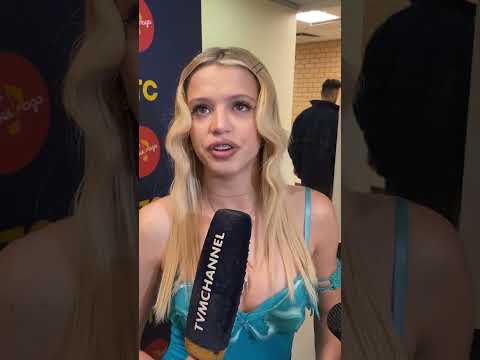 Юля Гаврилина призналась, что любит делать Напиши,что любишь ты..