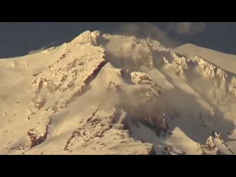 Videó: Lovaglás A Mt. Shasta, Kalifornia [vid] - Matador Network