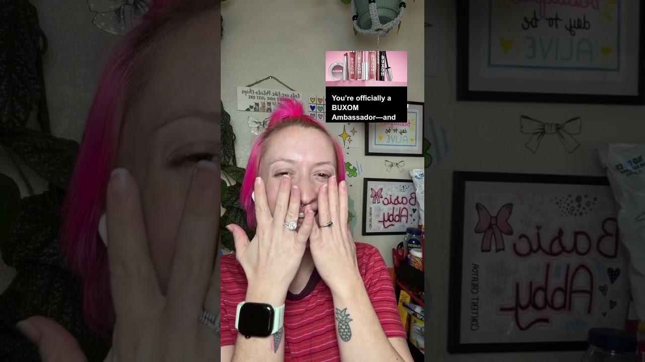 Officially a Buxom Babe! More makeup content on the way 💞 