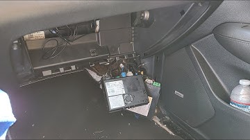 How to Remove HMI and Tuner Module from Cadillac XT5 2016 for Repair.