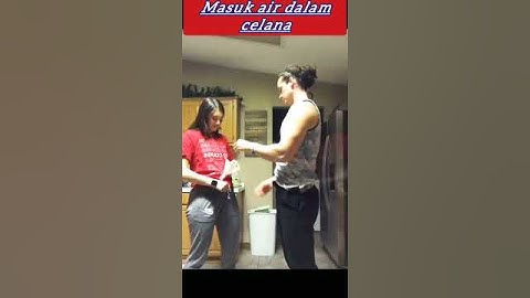 Thumbnail of masuk air dalam celana perempuan