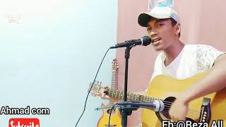 Pengamen Bersuara Merdu Cover Terendap Laraku- Naff