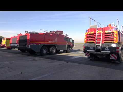 Vidéo: Qu'est-ce qu'un pompier d'aéroport ?