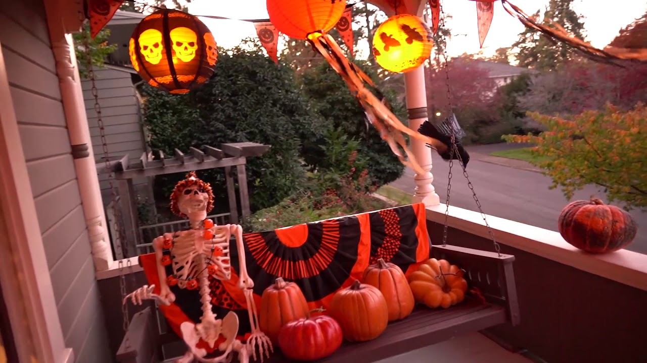 bowmanville halloween house tour