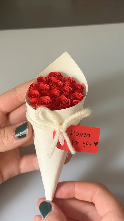 Paper roses bouquet tutorial - cute last minute Mother’s Day gift #handmadegifts #diy #giftideas