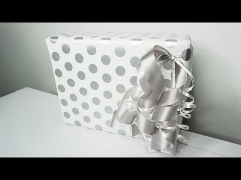 DIY: Gift Wrapping || Quick and Easy