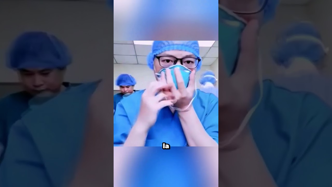 ¡Así se visten los médicos contra virus peligrosos!