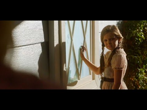 Annabelle Comes Home
