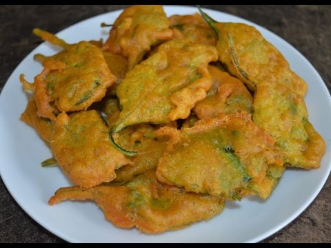 Palak Ke Pakode Recipe ( पालक के पकौड़े )