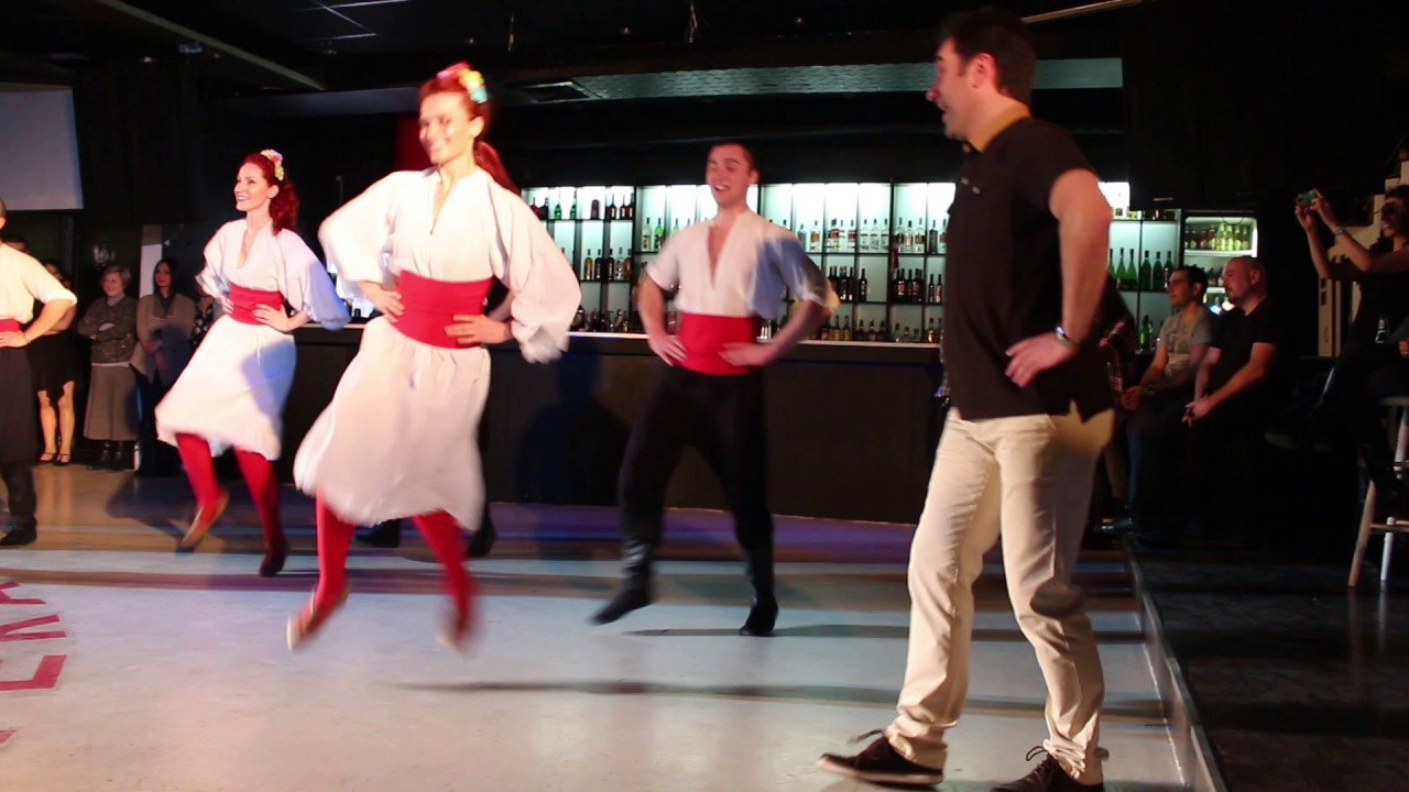 Трупата на Нешка Робева в Клуб 