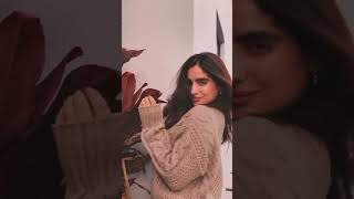 shortshortisabellaladeraa