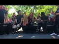 Shakira performs chantaje live acoustic in washington square park new york city may 17 2017