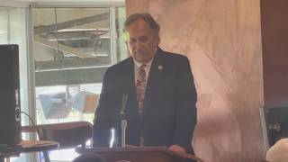 Mike Poreda enters Buffalo Baseball Hall