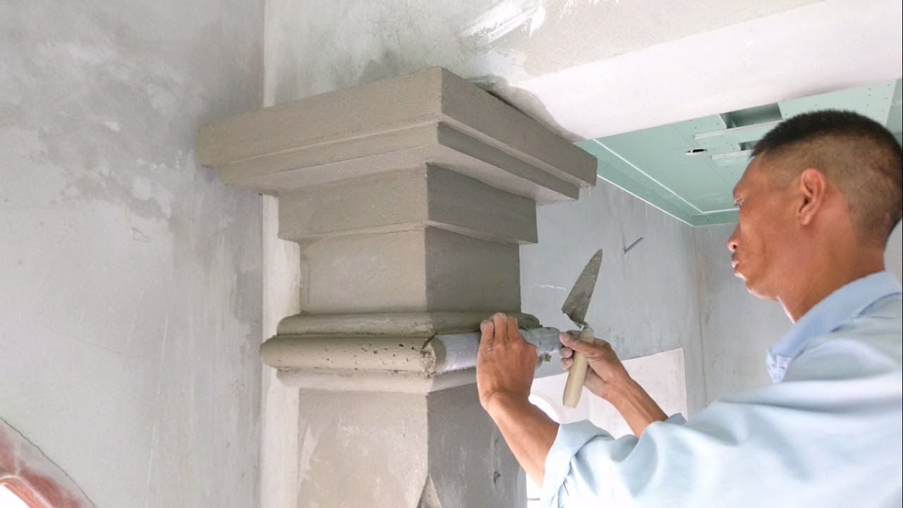 Amazing Construction Rendering Sand And Cement To The Foot Top Column ...
