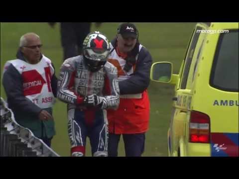 Lorenzo breaks collarbone in heavy Assen crash