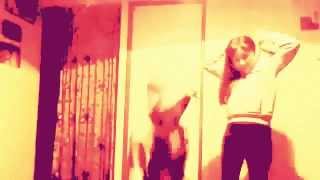 Fallas De Niños Tratando De Bailar
