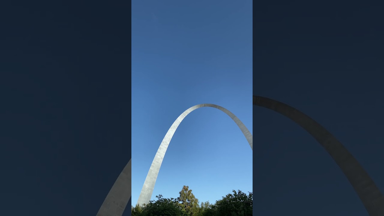 How Close is the Hyatt Regency St. Louis to the Arch???
