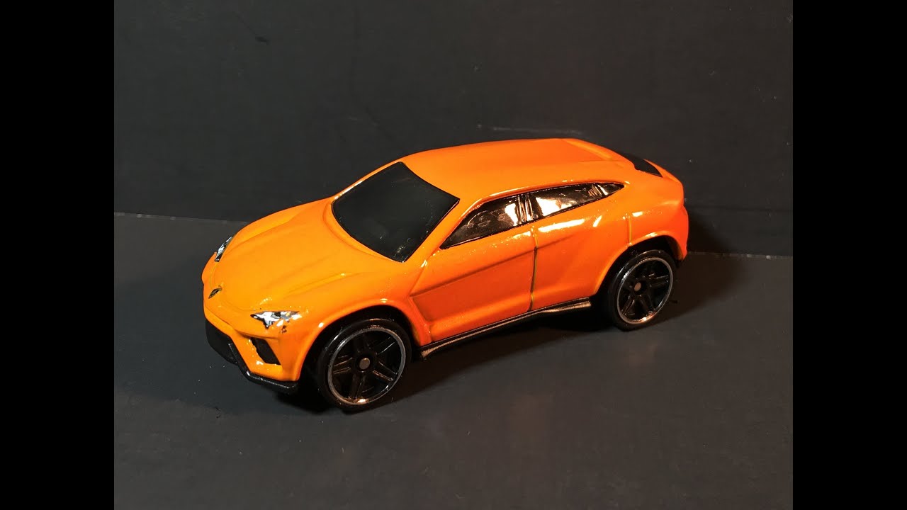 Hot Wheels Lamborghini Urus 1:64 Review - YouTube