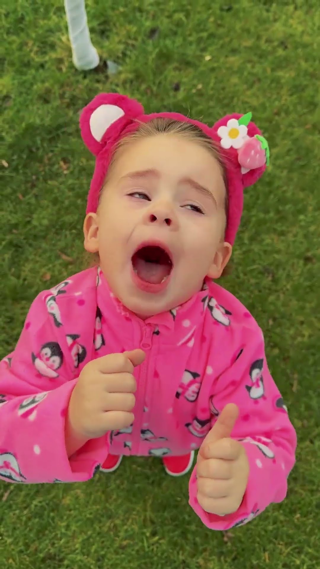 comedy: ?cute baby fell?❤️?