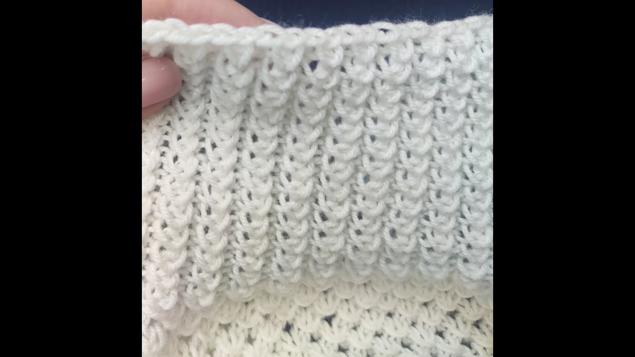 Закрытие петель спицами, фактурной резинки.