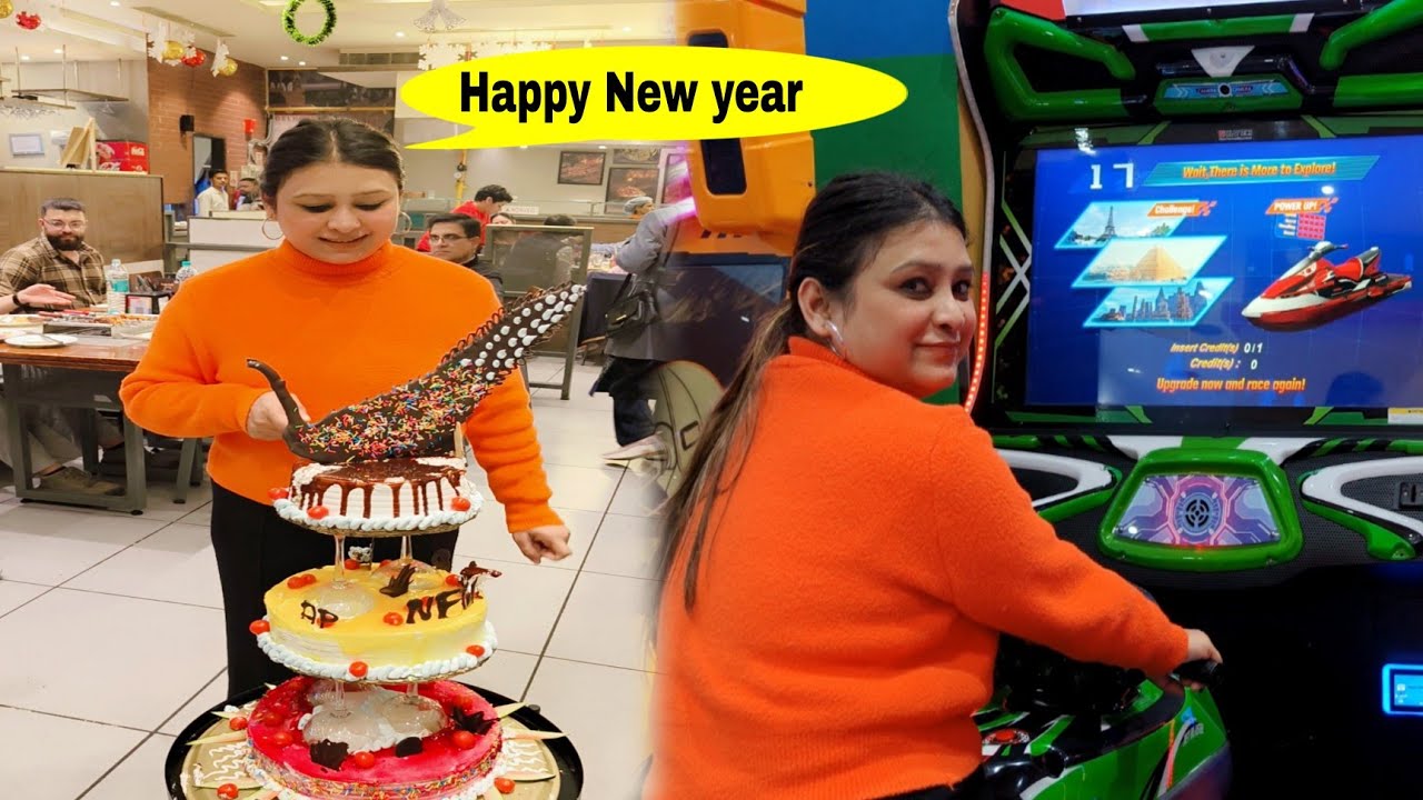 राधिका ने मनाया अकेले न्यू ईयर