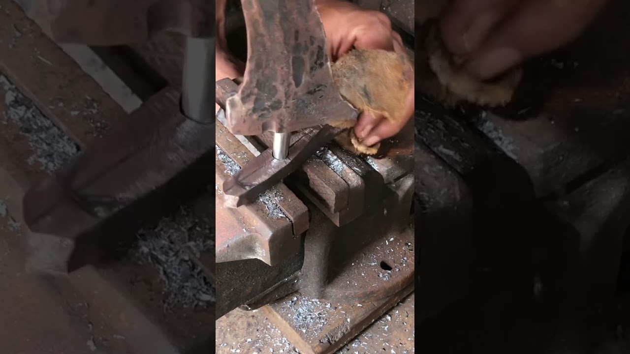 “Menikahkan” Gonjo dgn Bilah. Basic keris making