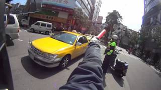 1050301永和路幫救護車指揮路口