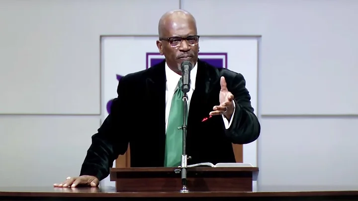The Lamb Praised (Luke 2:21-38) - Rev. Terry K. An...