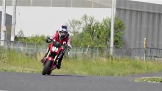 【オートバイ】梅本まどか、トミンモーターランドで特訓中！