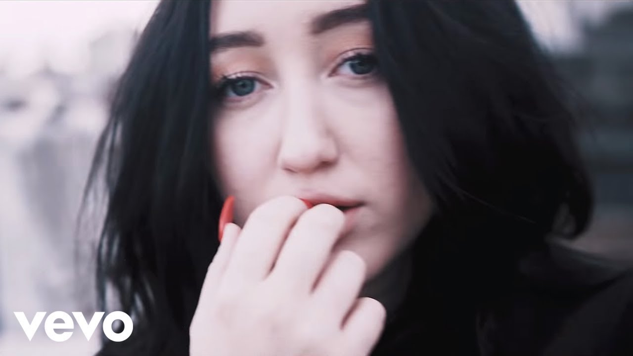 ⁣Noah Cyrus - Again ft. XXXTENTACION (Official Video)