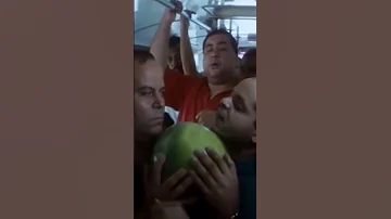 حلق حوش يعني هي الشرابية مافيهاش بطيخ 