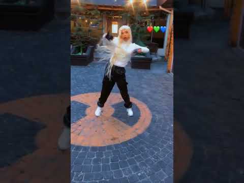 Call out my name dance by Dijah