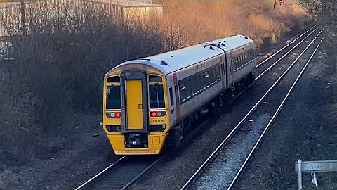 158826 1W66 @ Llantrisant West Level Crossing - 23/01/2020