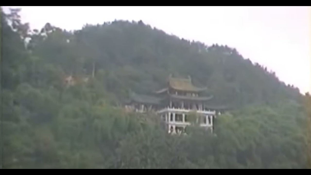 翠柏 - 回​憶​曩​昔 (2022) [Signalwave, Broken Transmission, Vaporwave]