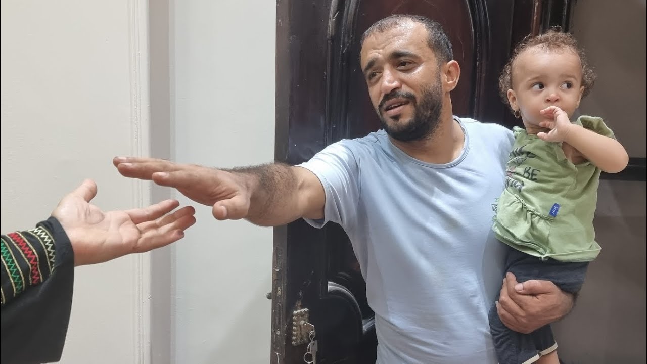 لما امك تجيلك زيارة 😁