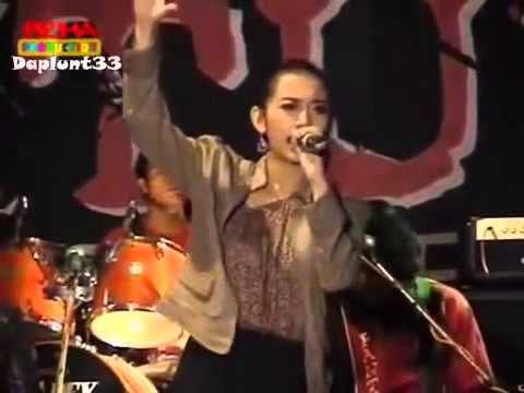 Bulan Di Ranting Cemara Dangdut Koplo Terbaru OM Pantura