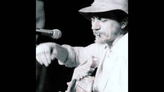 Canto do Guerreiro Mongoio - Elomar Figueira de Melo chords
