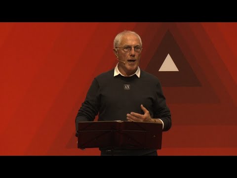 Inneren Halt finden? - Wie das Theater helfen kann. | Franz Braun | TEDxBolzano Episode cover