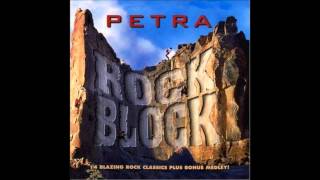 Shakin The House   Petra