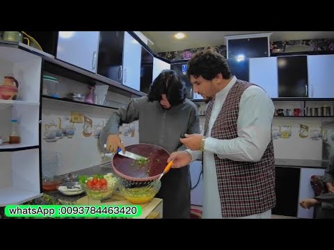 صبحانه سلیم مظلومیار از گلپی چی آماده کرد