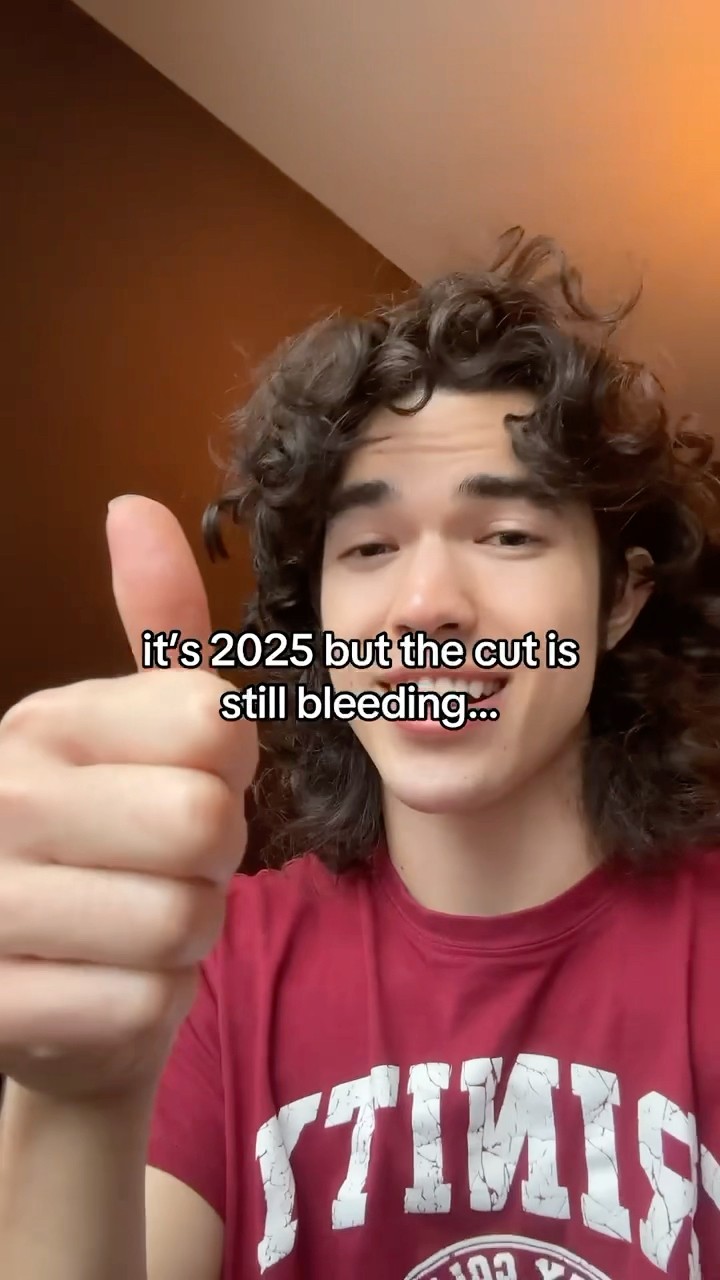 The cut that always bleeds #foundheaven #concert #coneheads #conangray #tour #tiktok #live