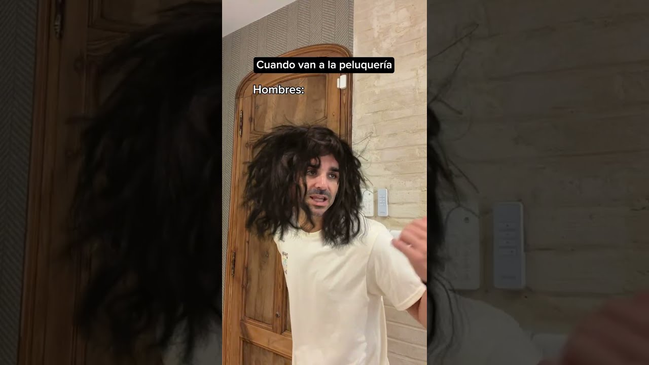 Cuando van a la peluquería: Hombres vs mujeres ✂️ #shorts
