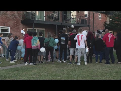 Vigil held to remember teen killed in Indianapolis shooting - YouTube