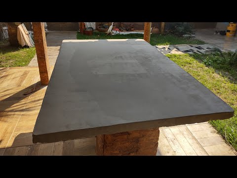 Vídeo: Como você faz uma mesa de concreto leve?