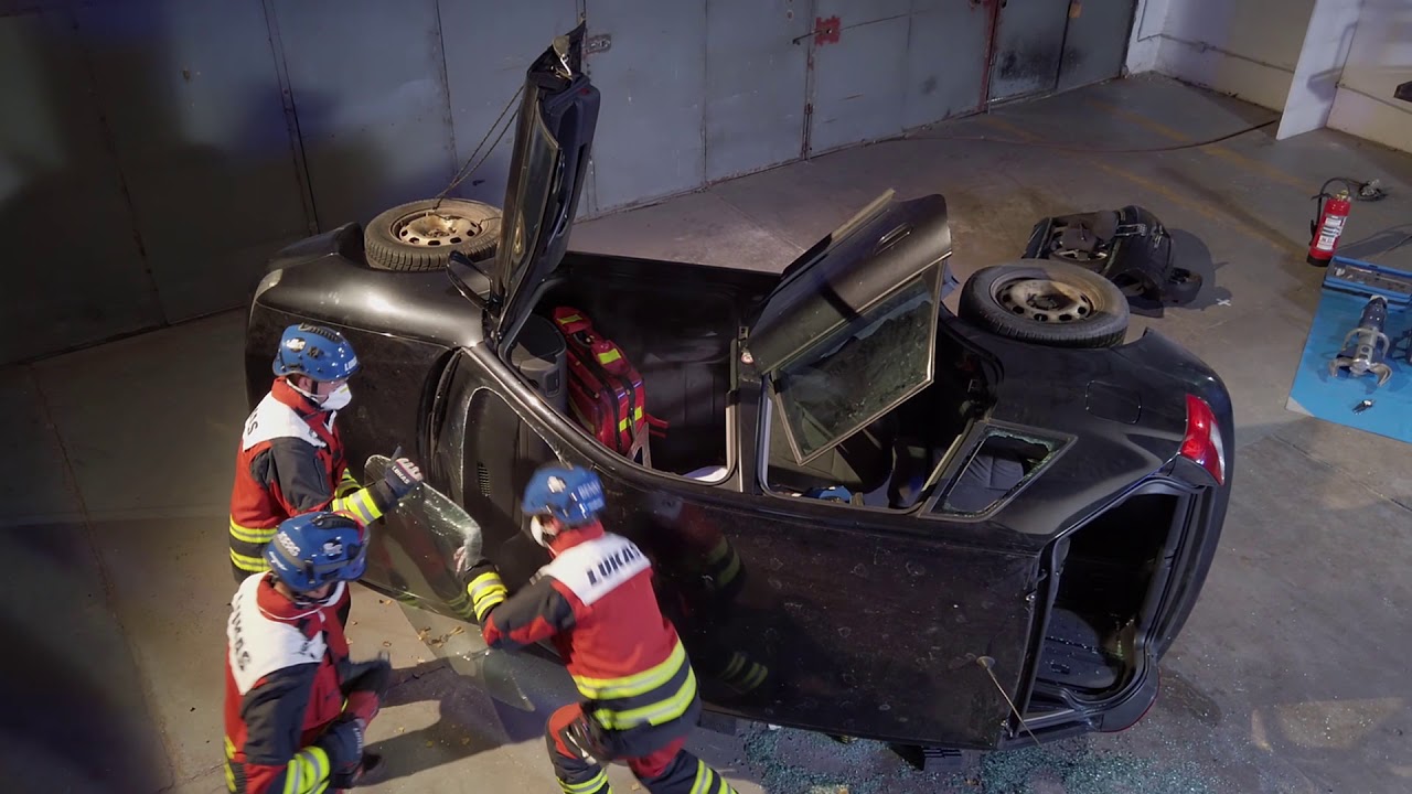Glass Management Laminated Glass VEHICLE EXTRICATION THE NEXT