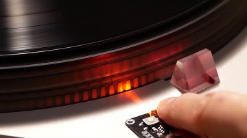 Vinyl Strobe LED Outshines Built-in LED