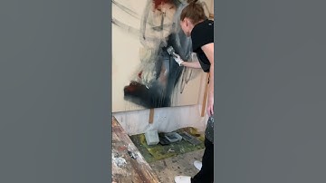 First marks on this large abstract work.   #kunstmalerei #abstractart #artist #artprocess