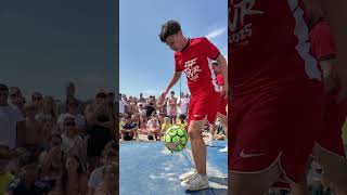 Download Lagu Le SHOW @alexfreestylee sur le FFF Tour #short #ffftour #foot #bormes #foot MP3 Download Lagu Le SHOW @alexfreestylee sur le FFF Tour #short #ffftour #foot #bormes #foot MP3