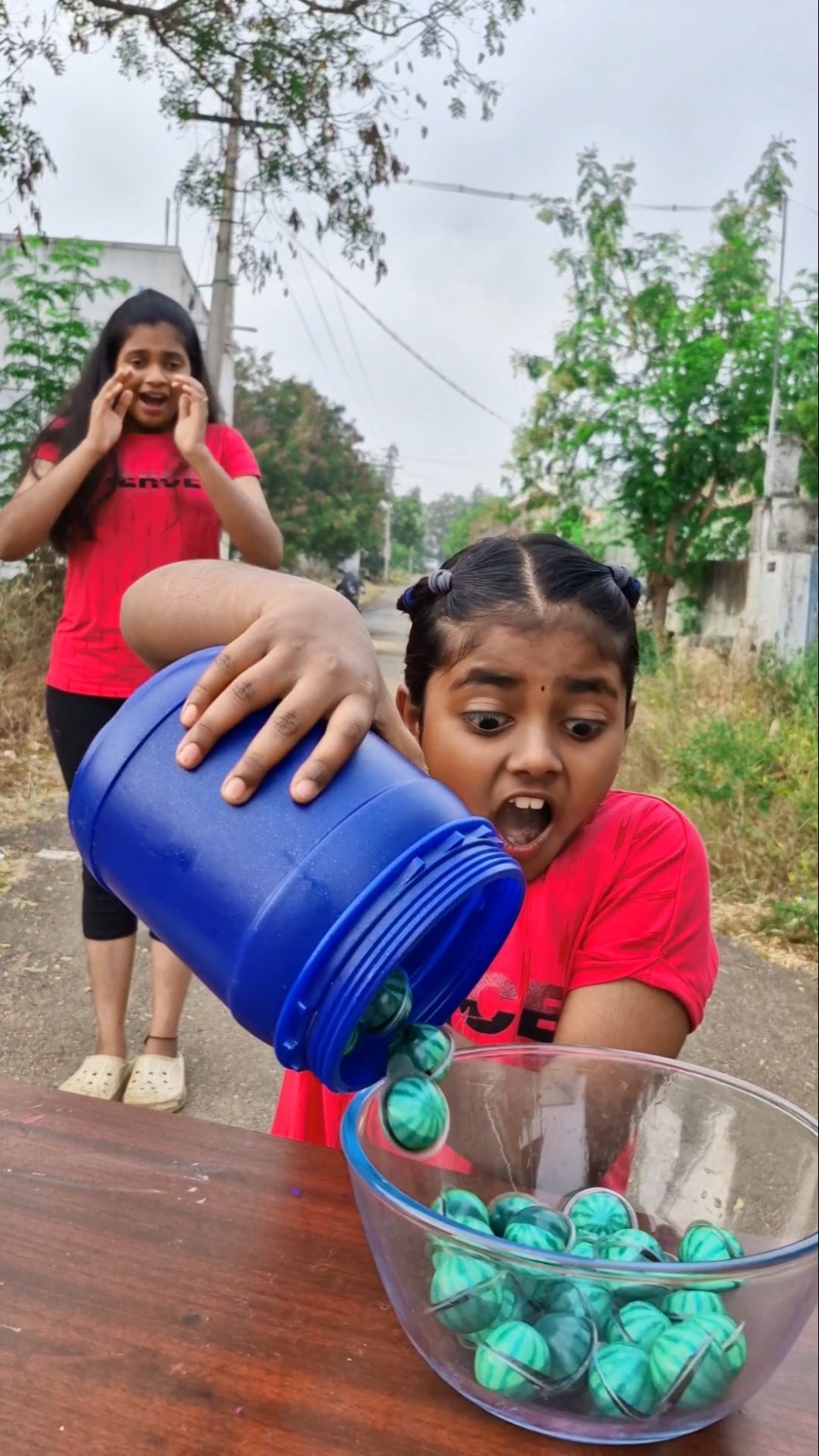 watermelon PRANK on my sister ??Tom\u0026Jerry ?DiyaIshwarya #shorts #viralvideo