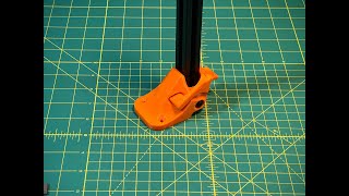 Quick demo of printable hinge for a folding table.
